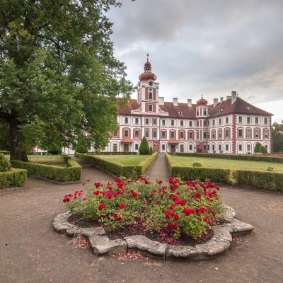 Mnichovo Hradiště Chateau