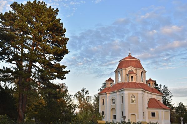 Kaplica św. Anny w miejscowości Panenské Břežany